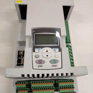 ABB UNITROL1020 3BHE030579R0003    touch screen