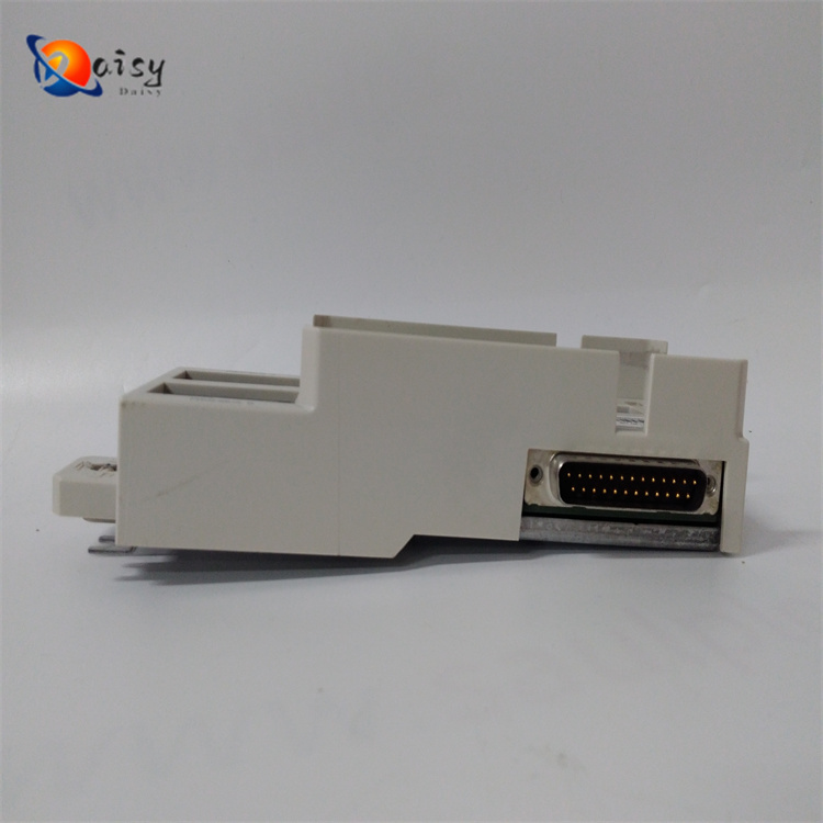 ABB DSQC609 AInput output module - Image 4