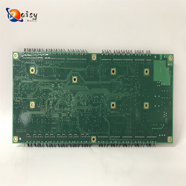 ABB 3HAC031825-001 Controller module Analog output board card